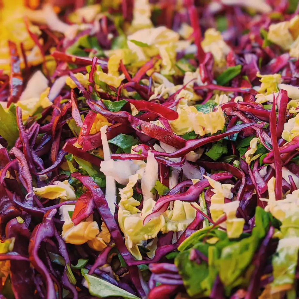 Recette de salade de choux rouge, roquefort et noix